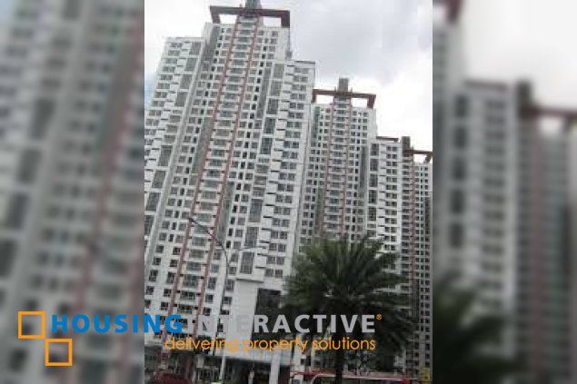 a 1br unit in the columns makati