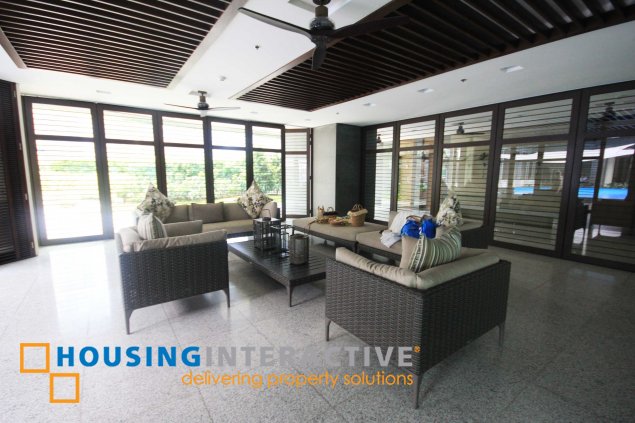 a 2br unit in park terraces makati