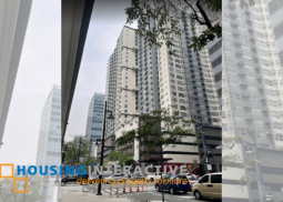 a 1br unit in avida turf bgc