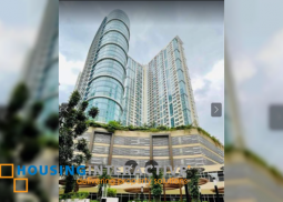 a 1br unit in madison park west