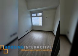 a 1br unit for rent in trion towers