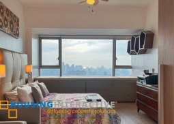 3br condo at one shangri-la place
