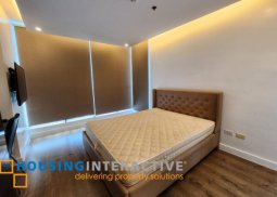 a 2br unit for lease in crescent park residences