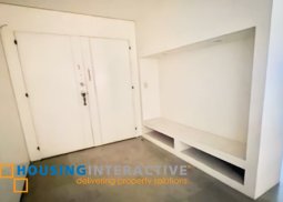 3 bedroom condo unit for rent in makati