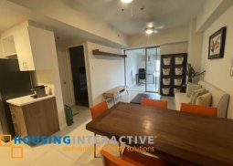 a 1br unit with den for sale in the vantage kapitolyo