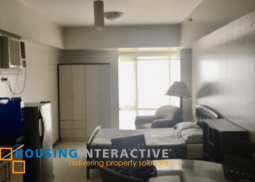 a studio type unit for sale/rent in the columns legazpi