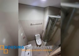 a 1br unit with balcony for lease in fame residences