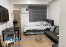 studio unit w/ balcony for lease in mplace quezon