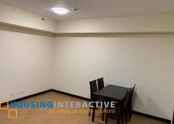 mid rise unit in san lorenzo place