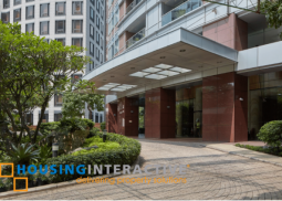 spacious 2 br condo unit for rent at regent parkway bgc
