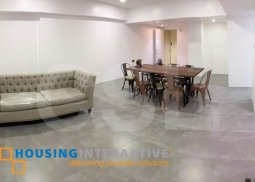 3br corner unit for sale in burgundy mckinley place, paranaque