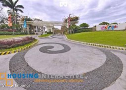 lot with a premium seaview