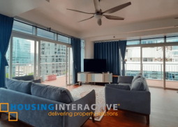 for lease 3br - the stratosphere