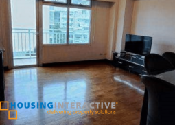 executive cut corner 1br with balcony