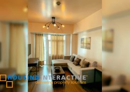 a fully furnished 1br unit with balcony for sale in two serendra meranti