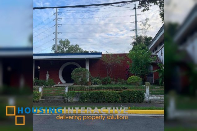 house for sale - magallanes village