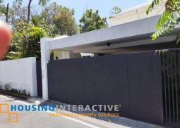 3 br newly renovated house for sale in white plains village