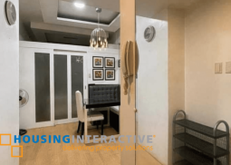 for lease 1br unit with balcony - oriental garden makati
