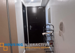 a studio unit for rent in the lerato, makati