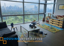 fresh in the market for sale in pacific plaza towers, taguig