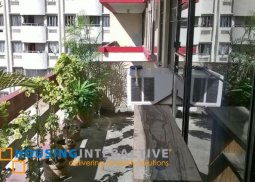 a semi-furnished 3br unit for sale in wackwack village