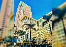 special 2br unit with balcony for lease in one serendra, garden bridge