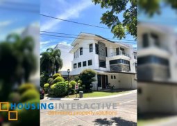 4br modern house for rent in the mahogany place, taguig
