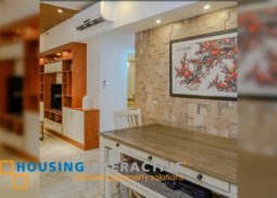 cozy condo in 8 forbes town road, taguig city