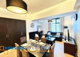 newly renovated 2br the malayan plaza for rent
