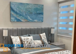 fully furnished 2br unit with balconies for lease in central park west