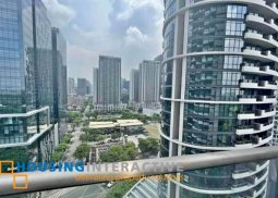 newly renovated 1br unit with balcony for sale at arya residences