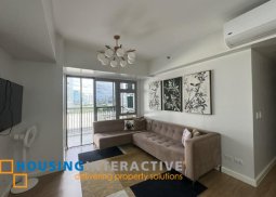 for lease 2br corner unit - park triangle residences