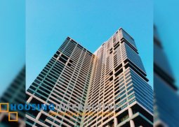 fully furnished 1br unit with balcony for lease at edades tower