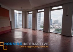 unfurnished 3br unit with parking for sale at the salcedo park condominium