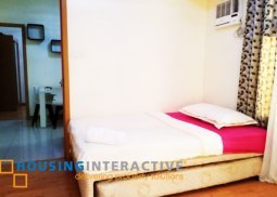 nice 2br condo unit for rent at the trion tower bgc