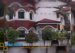 2 storey house & lot with attic for sale at park place village