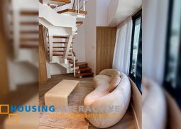 for sale 1br loft unit in one rockwell makati