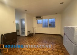 house for rent in west triangle