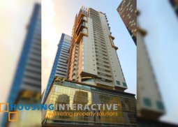 semi-furnished 1br unit with balcony for sale at f1 hotel manila