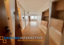 for rent: unfurnished studio in one shangri-la place