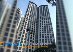 semi-furnished 3br unit with parking for lease at essensa east forbes