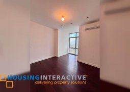 1br unit for sale in west gallery place