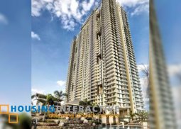 1br unit with balcony for sale in flair towers