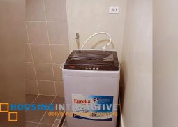 brandnew unit with balcony for lease in avida towers turf