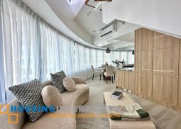 newly renovated 1br unit for sale in one rockwell, makati city