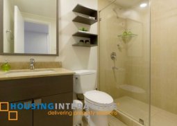 40th south joya lofts and towers