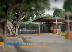 split-level 4br house for lease in bauheminia, south forbes