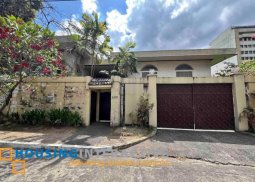 for sale old house in greenhills east village, wack-wack, mandaluyong city