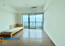 studio unit with balcony for sale in shang salcedo place