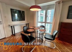 semi-furnished 1br unit with parking for sale in the manansala